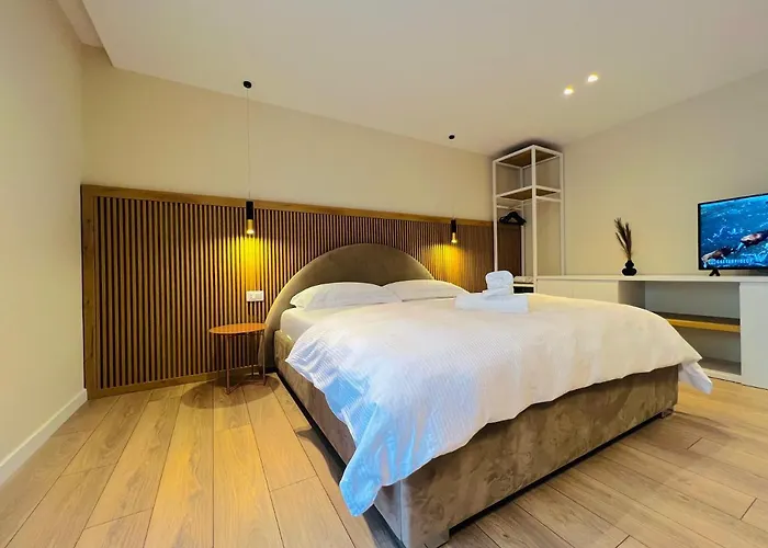 Lägenhet Center Hideaway Tirana