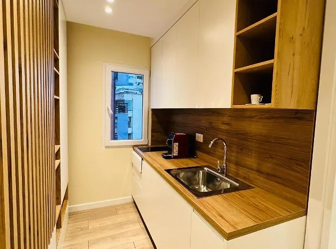 Apartment Center Hideaway