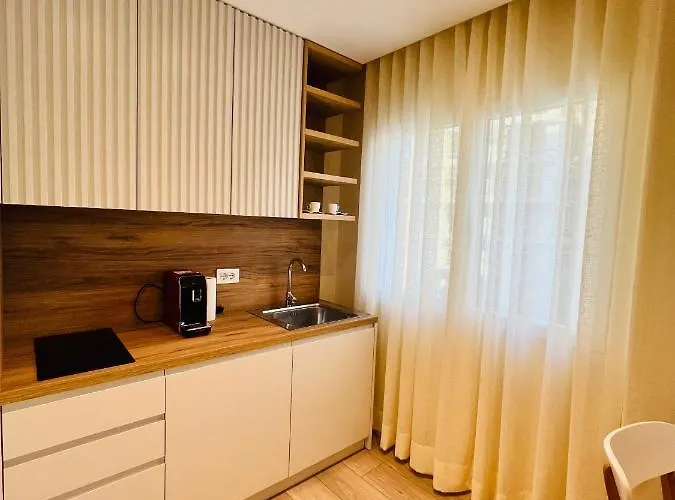 Center Hideaway Apartment Tirana